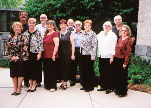 Ed, Ken, Mike, Allan, Larry .  Sisters:  Mary Lynn, Barb, Sue, Glo, Nancy, Kathy and Lee